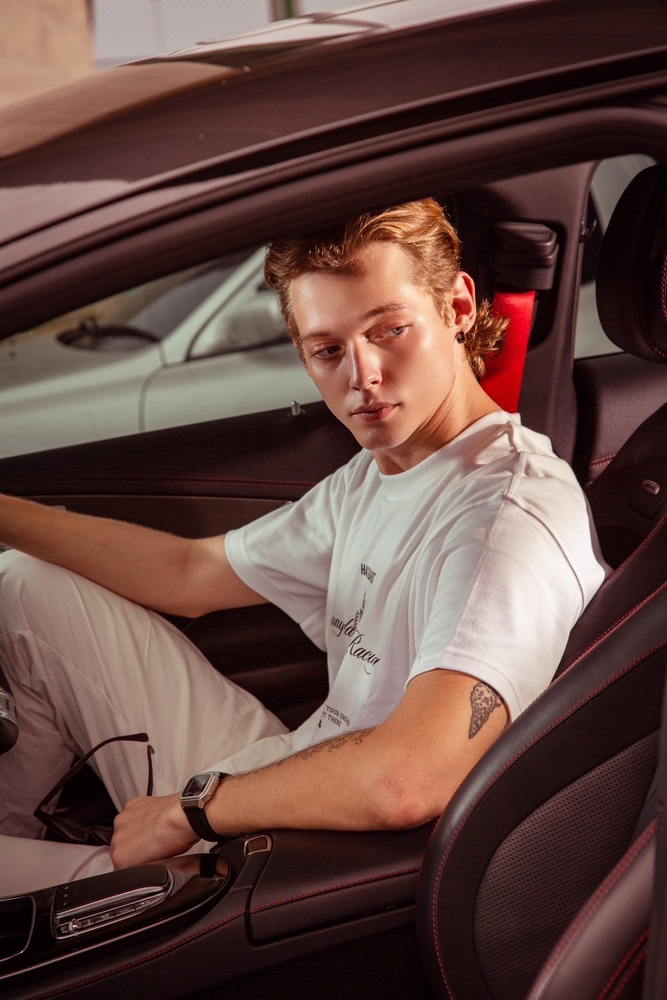 QD x Hasguard in White - Image 6